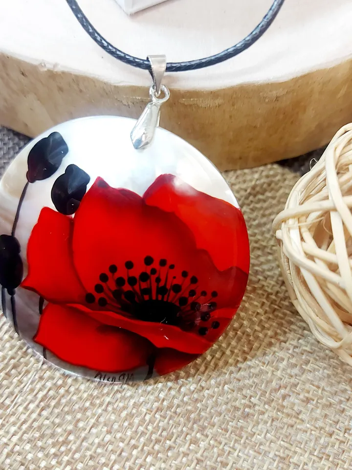 Nice pendant mother-of-pearl"Big red flower", miniature hand-painted, Russian jewelry, Hand paint necklace.miniature hand painted, gift