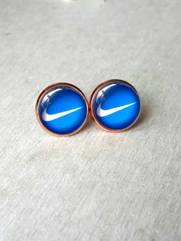 Swoosh earrings studs