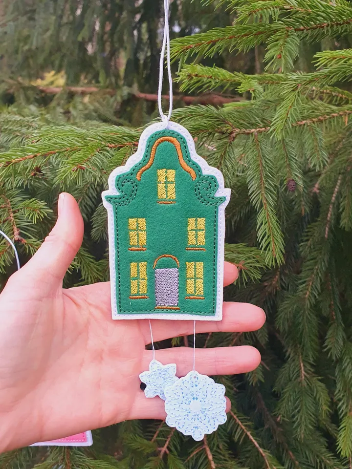 ITH Christmas Houses Ornaments Embroidery Design Set, Felt Village Tree Decorations Pattern, 4x4 Hoop File