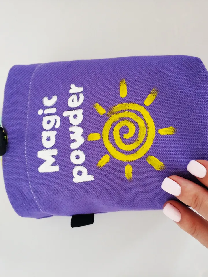 Chalk bag Magic powder for rock climbing