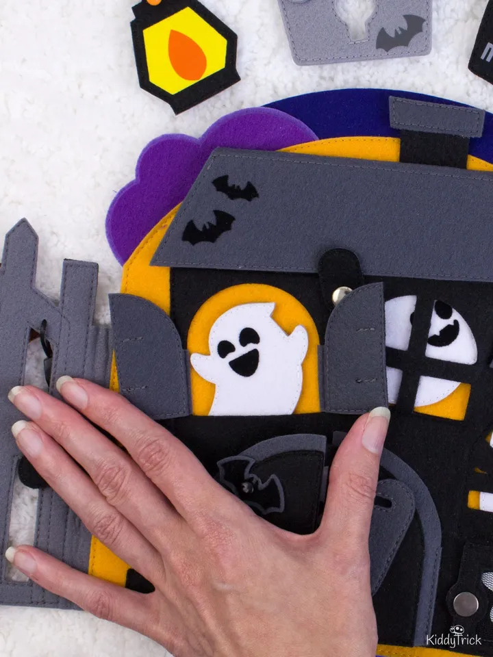 Haunted House Felt Game - Sewing Pattern