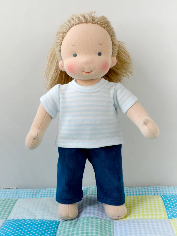 DIY Waldorf doll 11 inch (28 cm) tall. PDF pattern and tutorial. Patterns of doll clothes as bonus!