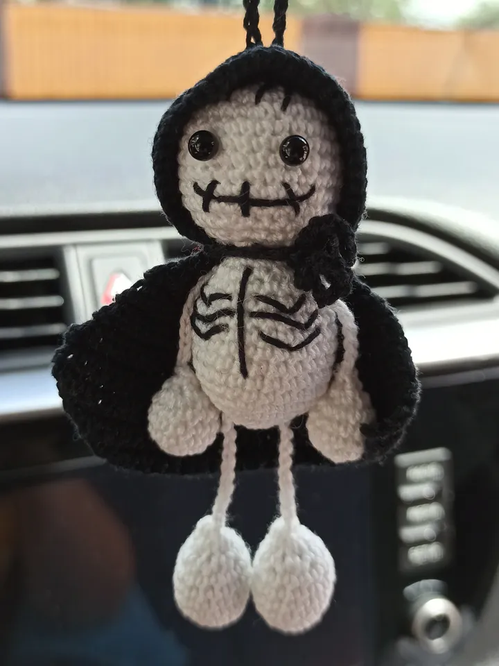 crochet car accessories doll skeleton, Halloween decorations for car