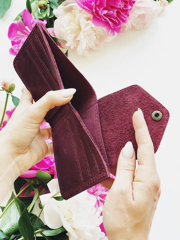 Gift for Women, Minimalist leather wallet for women, Short wallet, small card holder wallet