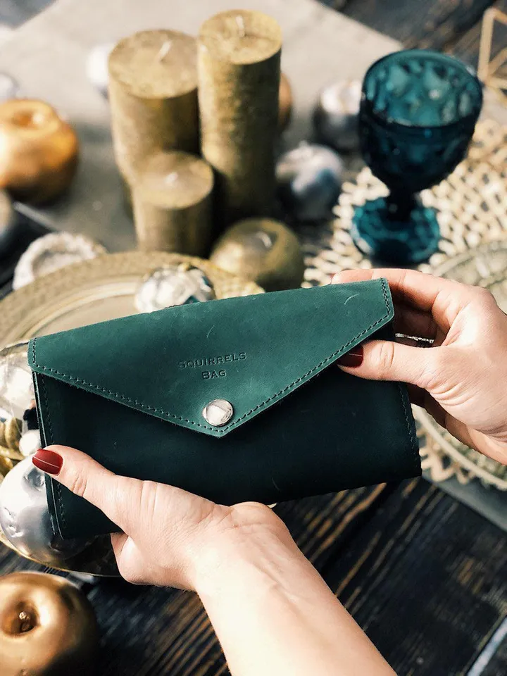 Green leather wallet_handmade leather pocketbook_green leather purse_womens emerald green wallet, credit card purse Button Wallet
