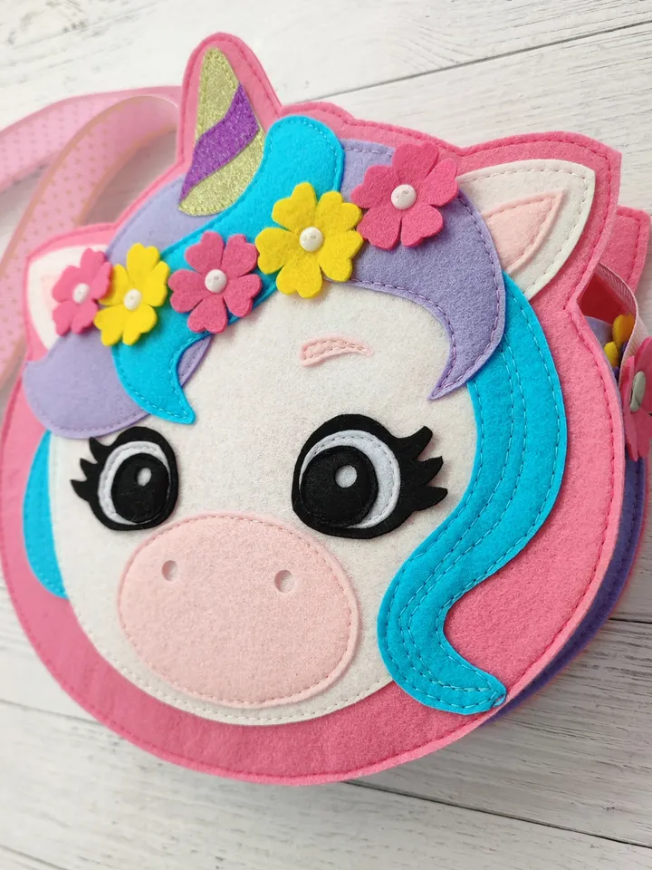 Felt bag and cosmetics set pattern, PDF sewing pattern ideas for girl, Felt makeup game tutorial