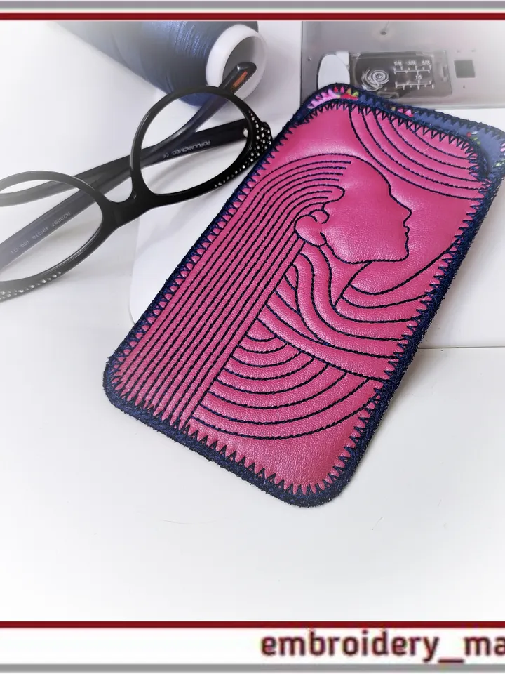 In The Hoop Embroidery Design Case for Glasses by Embroidery Manavi 05