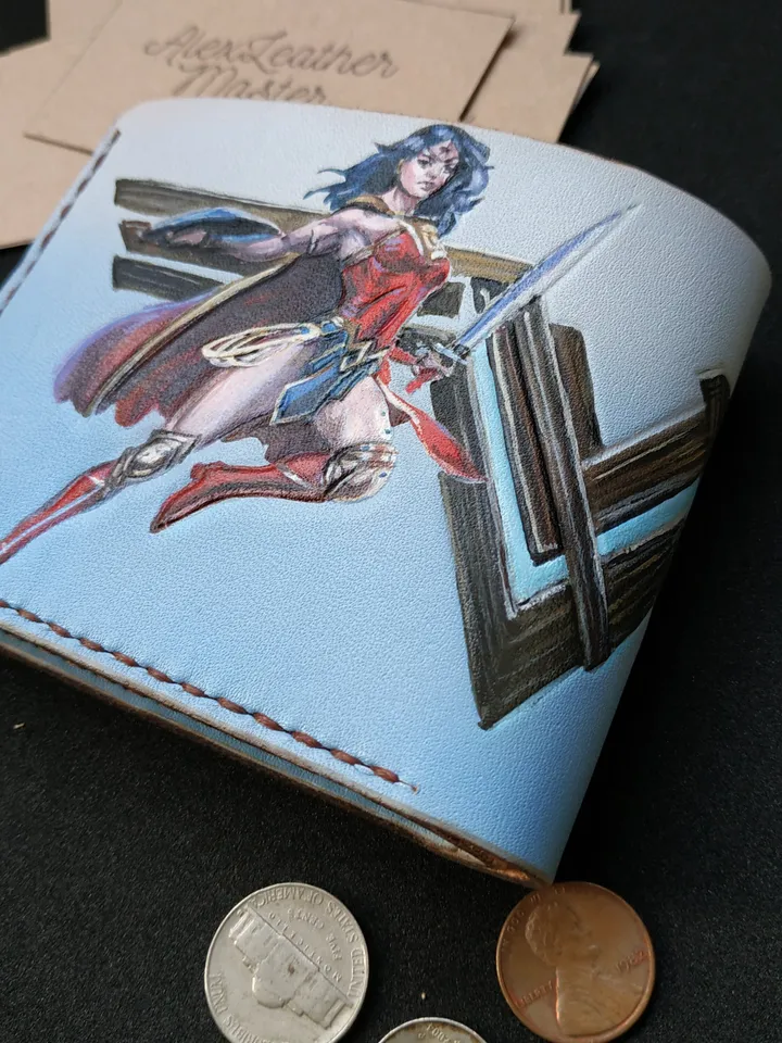 Wonder Woman Wallet, DC comics wallet, Personalized leather wallet, Handcrafted Handpainted Leather wallet, Wonderwoman gift gifts mom her