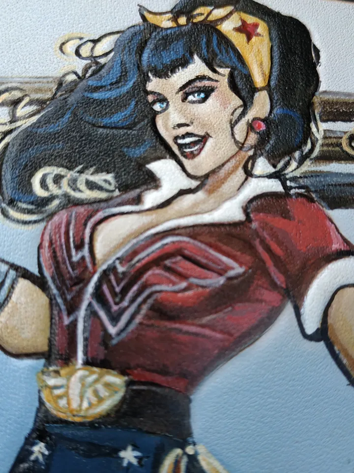 Wonder Woman Wallet, DC comics wallet, Personalized leather wallet, Handcrafted Handpainted Leather wallet, Wonderwoman gift gifts mom her