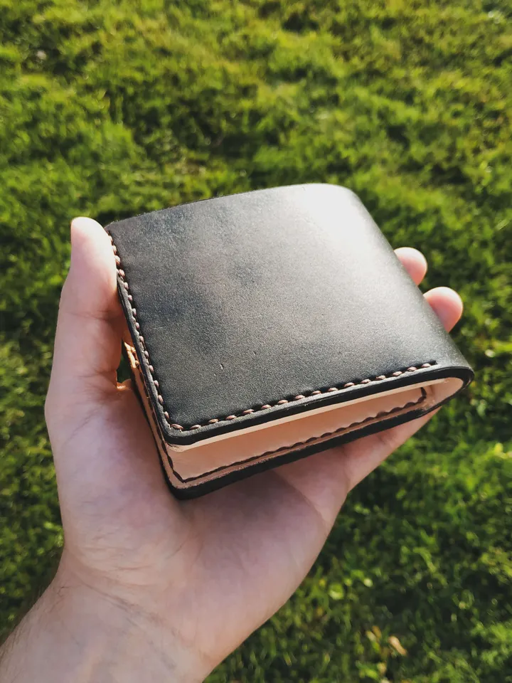 Blue Lion Embossing Handmade Wallet Mens, Blue Leather wallet men, Personalized Animal Wallet Man, Bifold leather wallet mens id gift gifts