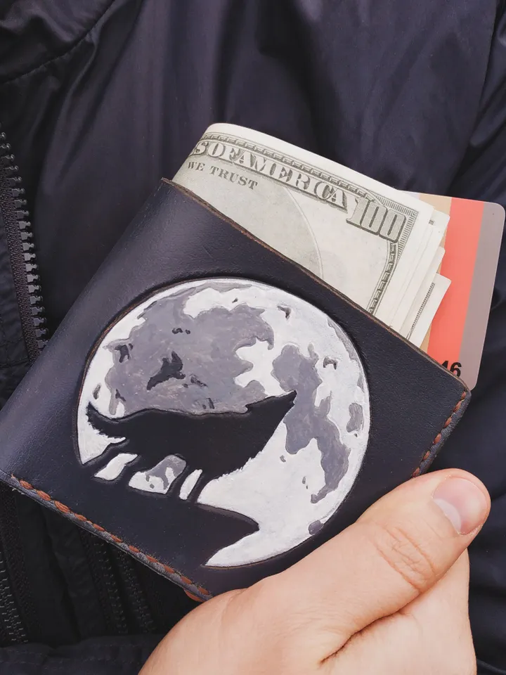 WOLF Leather Wallet Mens, Wolf Paws, Moon Moonlight Animal Gift Gifts Horror Werewolf Wallets for men son, Embossing Personalized Wallet