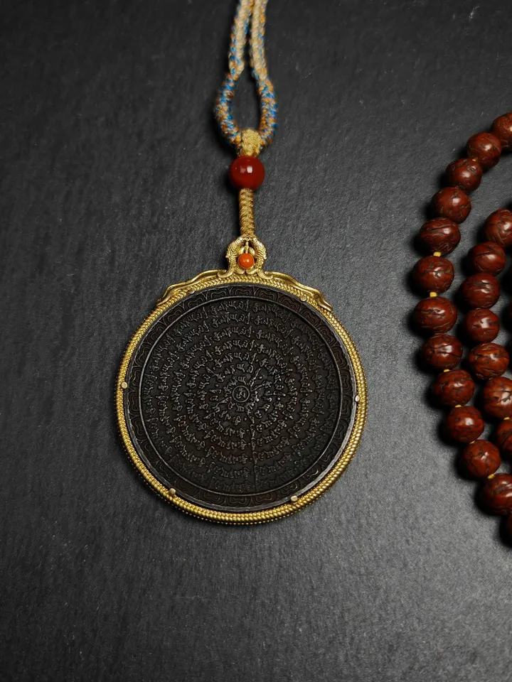 Gandhanra Handmade Tibetan Buddhist Amulet,Om Mani Padme Hum Badge Pendant,Mantra of Chenrezig,Protective Charm2.52"