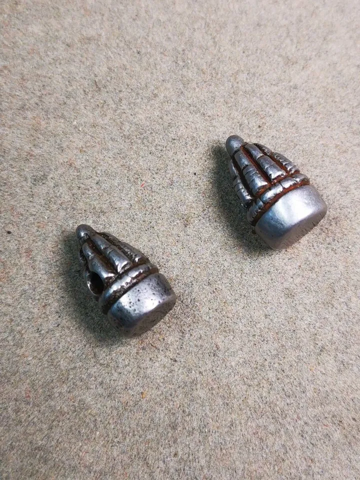 Gandhanra Handmade Tibetan Amulet,Stupa Pagoda Pendant Bead,Spacer Bead for Mala,Bag Hanging,Prayer Bead Accessories,0.6" × 0.3"