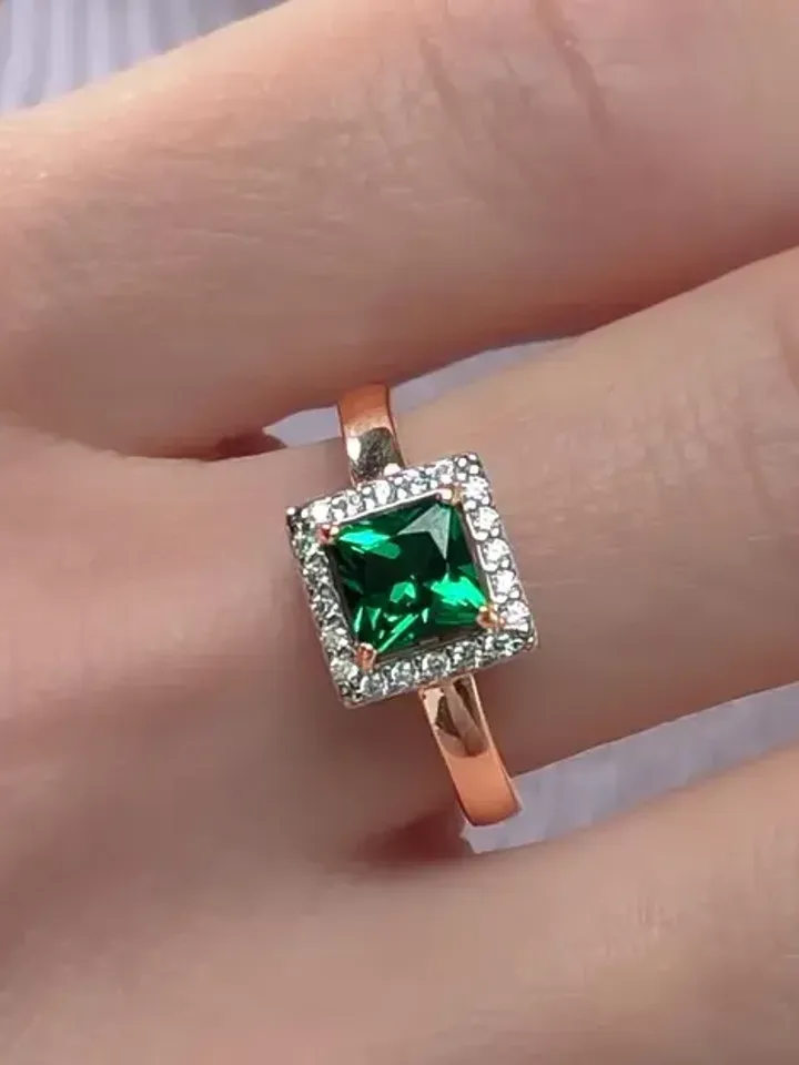 Ring silver 925, gold plated, with emerald and cubic zirconia