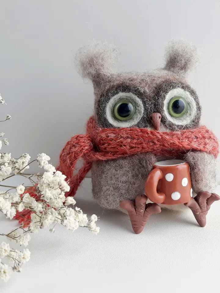 Needle Felted Owl/OOAK Owl/Bird lover gift/Owl holds a mug/Cute Owl/Nursery decor/Birthday Gift/Waldorf Owl sculpture