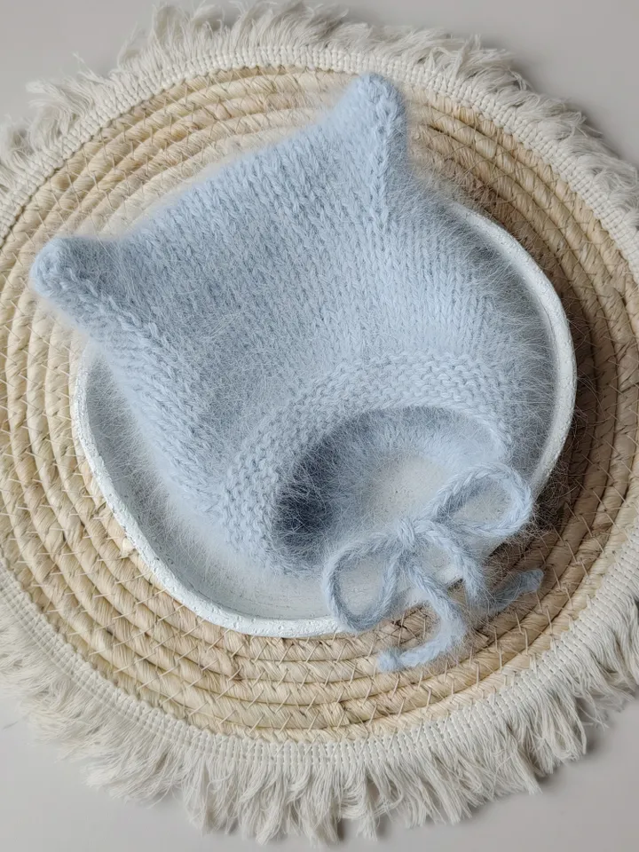 Baby hat - size 0-3 months, knitted hat, kitty hat, baby bonnet