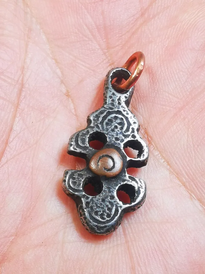 Gandhanra Handmade Tibetan Mala Amulet, Vajra Pendant for Prayer Beads,Necklace,Bag Hanging Accessories,Made of Cold Iron,1.3&quot; × 0.6&quot;