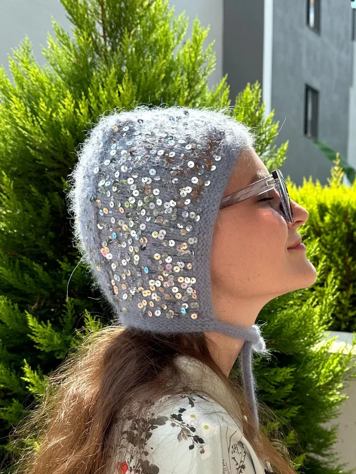 EASY knitted bonnet with sequin - pattern and tutorial with video PDF trendy