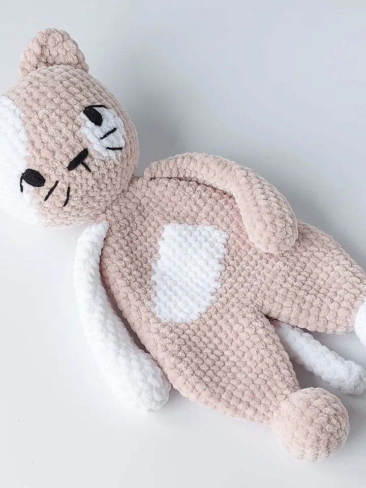 Comforter cat, Kitten lovey, Crochet doll snuggler, Pattern baby doll, Amigurumi pattern, Crochet cat pattern, tutorial.