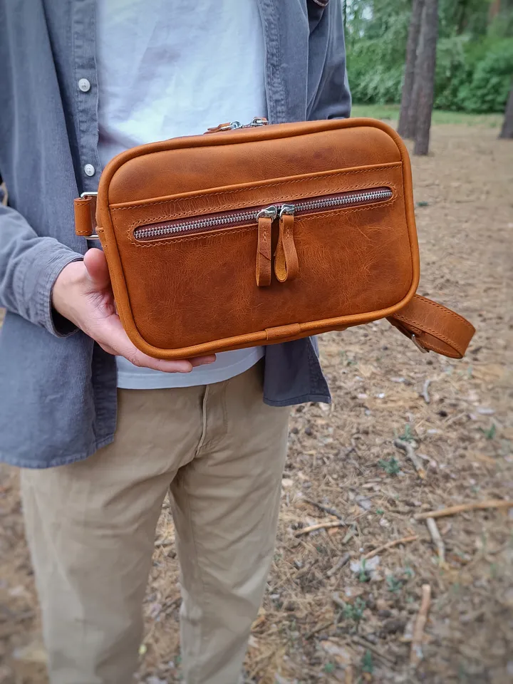 PDF Pattern for men's chest bag - pattern for men's sling bag - Download PDF & video TUTORIAL Punch pitch 4 mm.