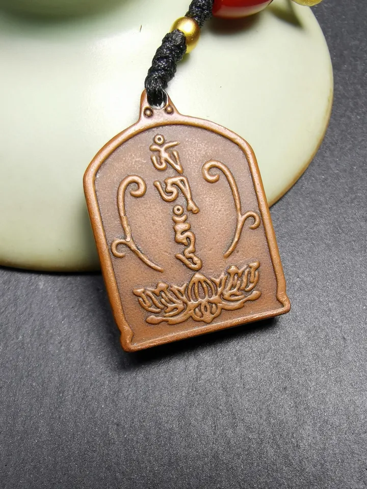 Gandhanra Vintage Tibetan Buddhism Statue Pendant,Vajrapani Amulet Badge,the Protector and Guide of Gautama Buddha,Made of Copper
