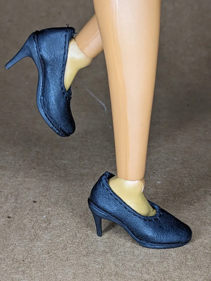 Handmade heels black leather shoes for 16-inch Fashion Royalty dolls (FR16)