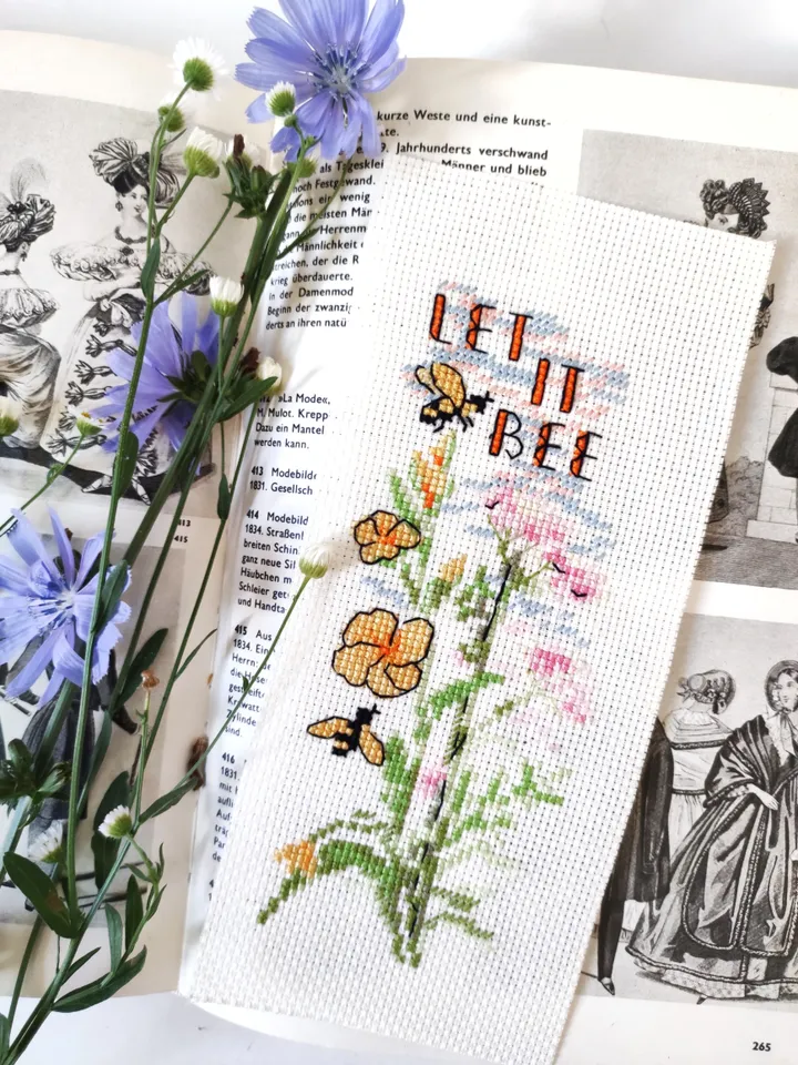 Forget me not cross stitch pattern