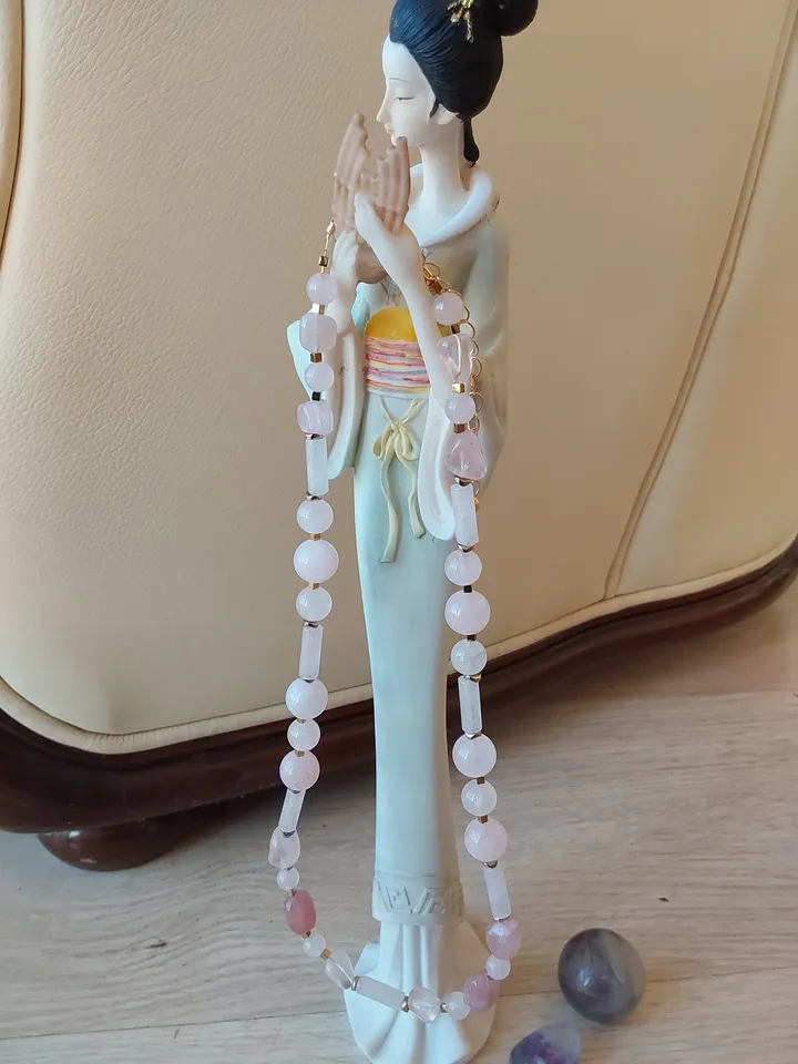 Choker, necklace, beads made of natural stones. Rose quartz and hematite. 45-50 cm. Delicate, airy decoration for the neck