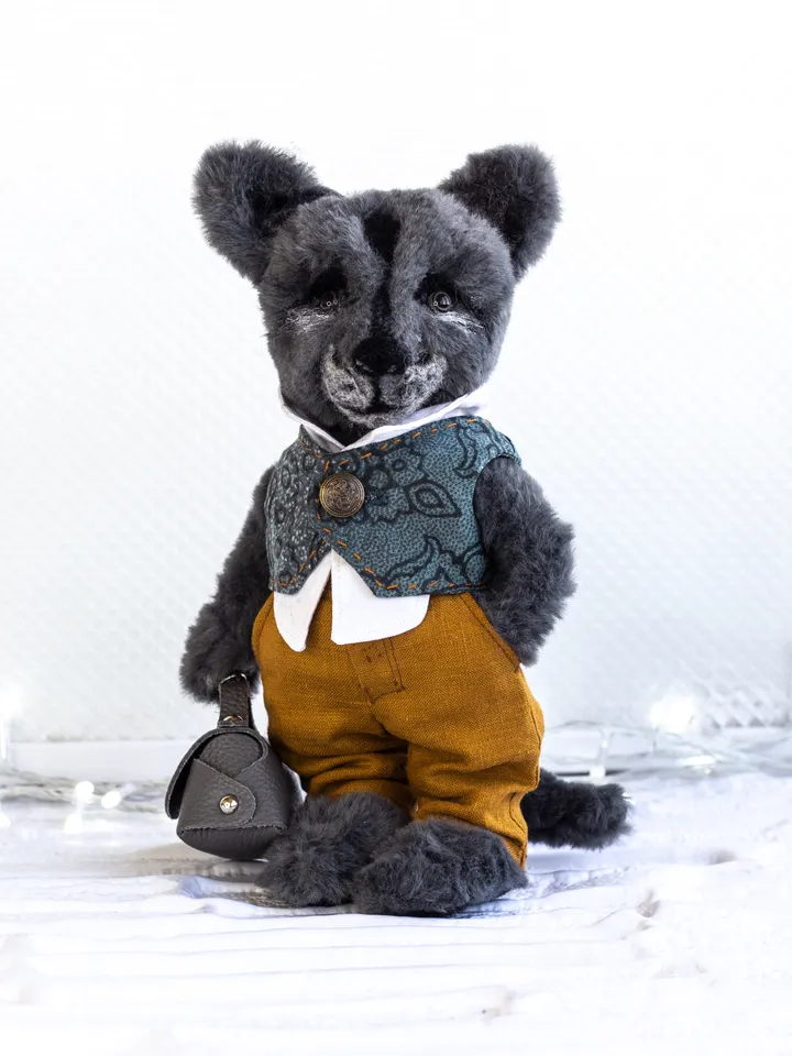 Rare Exclusive Teddy Wolf: Limited Edition Collectible Fully pin jointed stuffed toy for sale