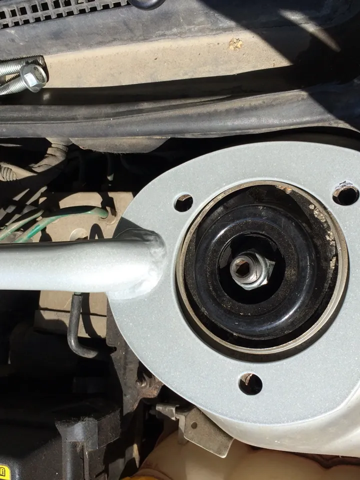 RTP Front strut upper bar for Saab 9-5 1997-2012