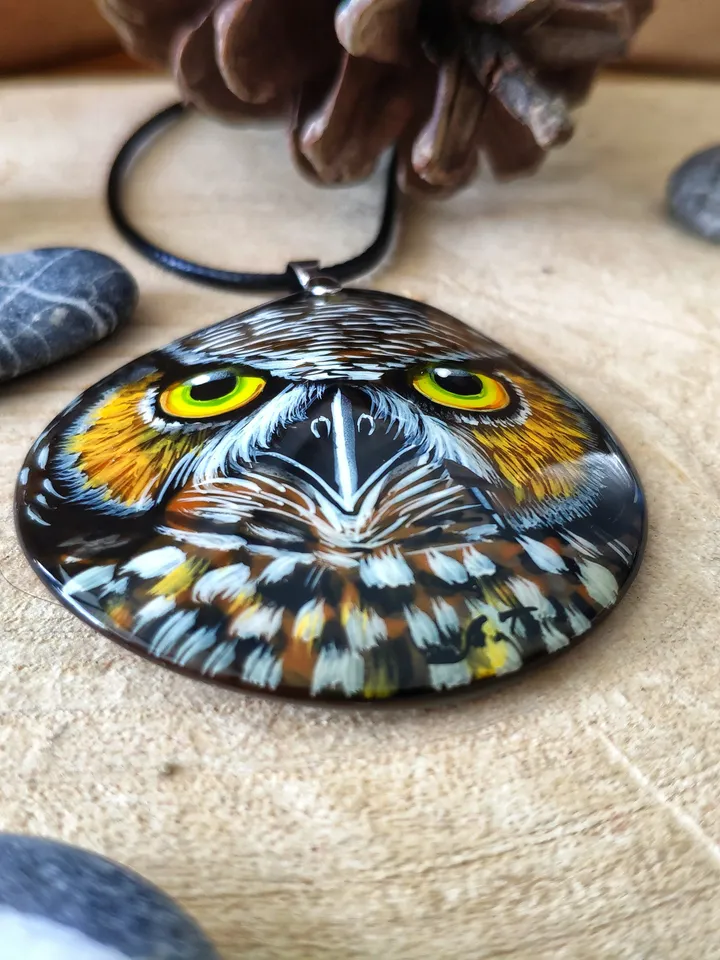 Pearl pendant necklace: Owl Face of Wisdom painted on handmade lacquer jewelry • Stunning animal necklace for nature lover • Sorceress pet