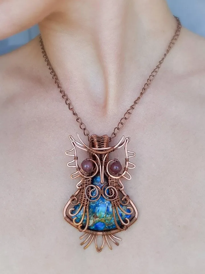 Elegant Handmade Pendant with Natural Stone in Copper Wire Wrapping