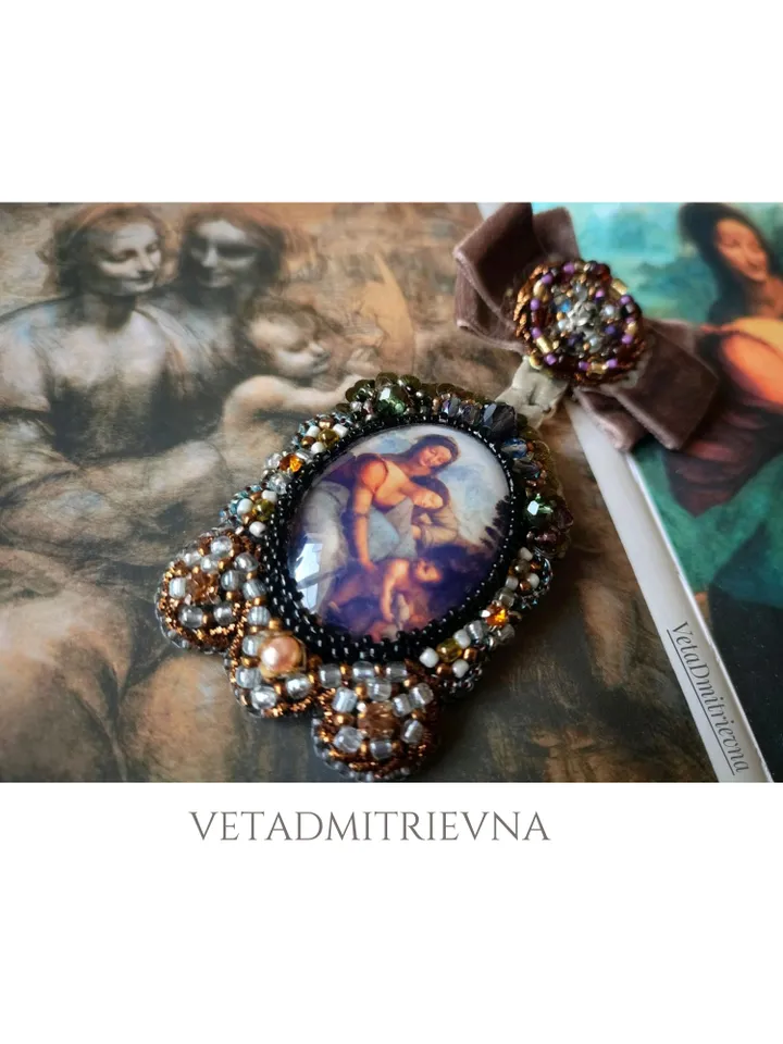 Brooch Order with the image of Leonardo da Vinci's painting "Saint Anne with Madonna and Child of Christ" Jewelry Painting Renaissance Art Baroque Artist Style Beaded Brooch Order