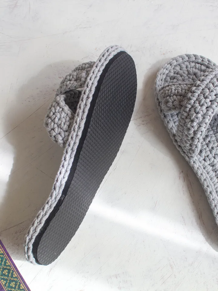 Womens slippers - Crochet slippers - Bride slippers - vegan slippers