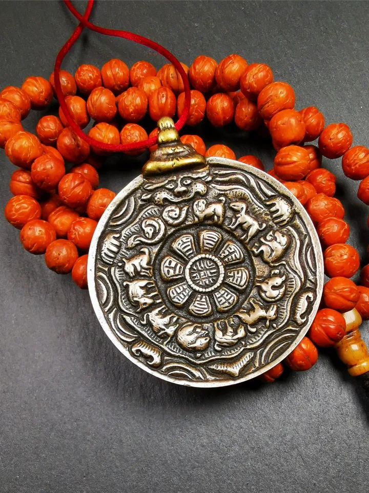 Gandhanra Acient Tibetan Buddhist Amulet,Melong Mirror,Calendar Badge,SIPAHO(srid pa ho),Made of Lima Brass,1.97"