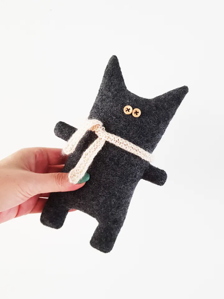 Halloween dolls sewing patterns PDF, Bat and Black cat, digital tutorial in English, rag doll sewing diy