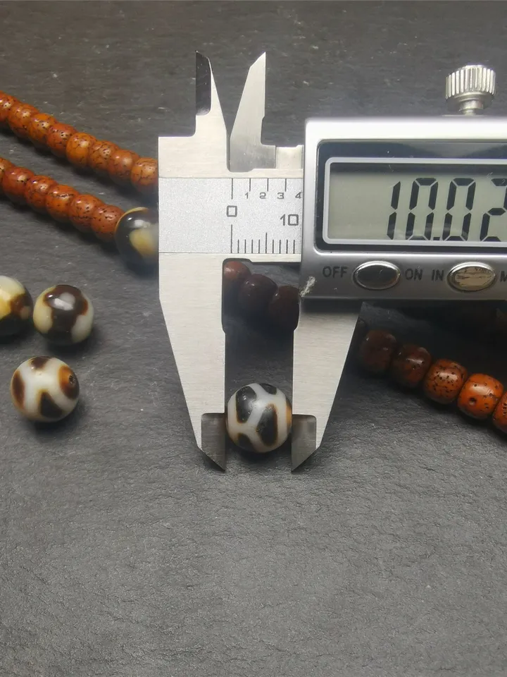 Gandhanra Tibetan Mandala 3 Eyes Dzi,Tiger Tooth Dzi, Bead Accessories,Dzi Spacer Beads,Marker Beads for Mala,Necklace,Amulet,0.4" × 0.4"