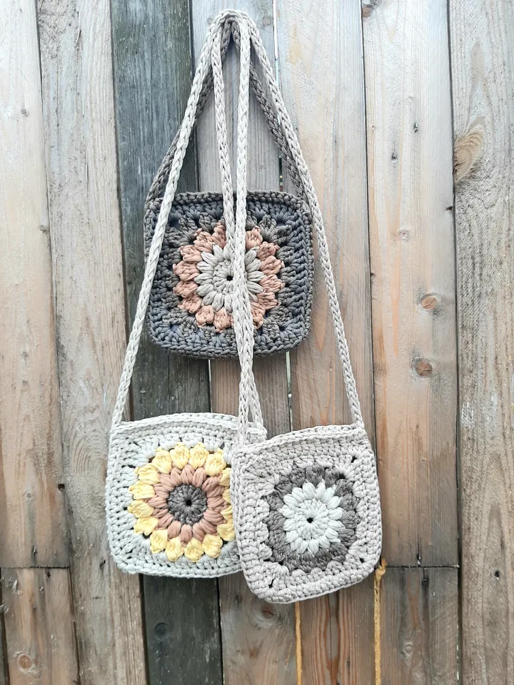 Crochet Boho Chic Handbag Granny Square Sunflower Shoulder Bag Phone Bag