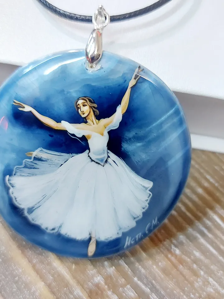 Mother-of-pearl Russian hand-painted necklace pendant "Ballerina" Hand paint necklace pendant Mother-of-pearl Russian hand-painted