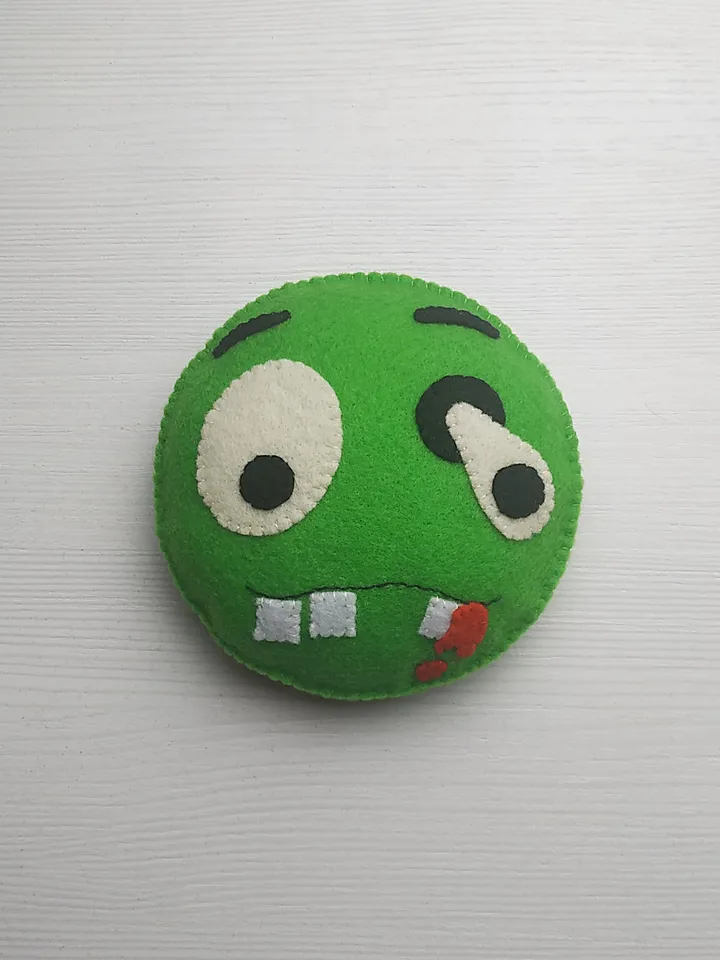 Halloween zombie, zombie ornament, Halloween ornament, Halloween décor, plush zombie toy, Halloween gift, felt zombie toy, Halloween decoration, autumn thanksgiving, baby room décor, felt animals toy, party favors