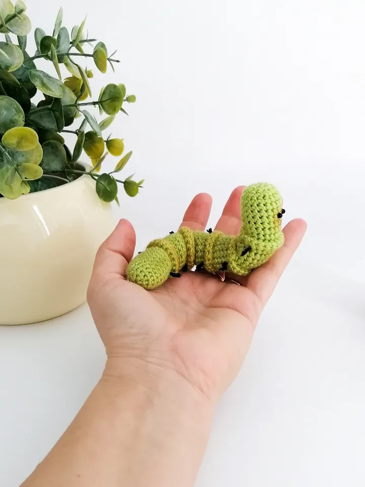 crocheted caterpillar, handmade, pattern PDF