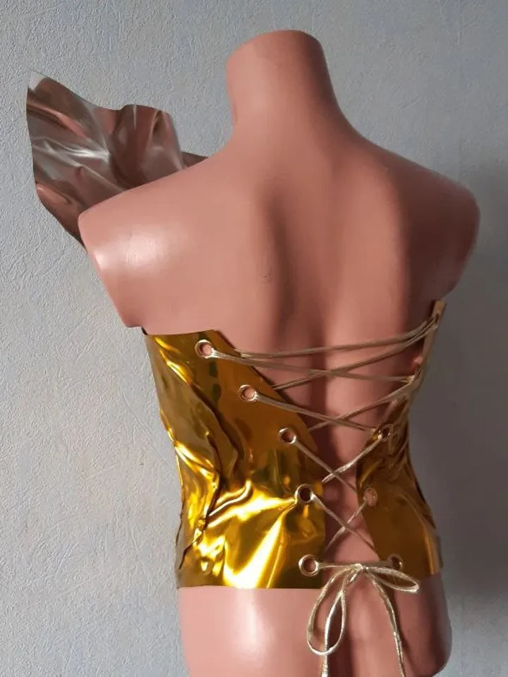 Cuirass Armor StrawberryCostumes-Cosplay-Cuirass-FantasyStrawberry Wolf Armor Chest Suits - Cosplay - Royal - Gold - Chest - Fantasy- Corset
