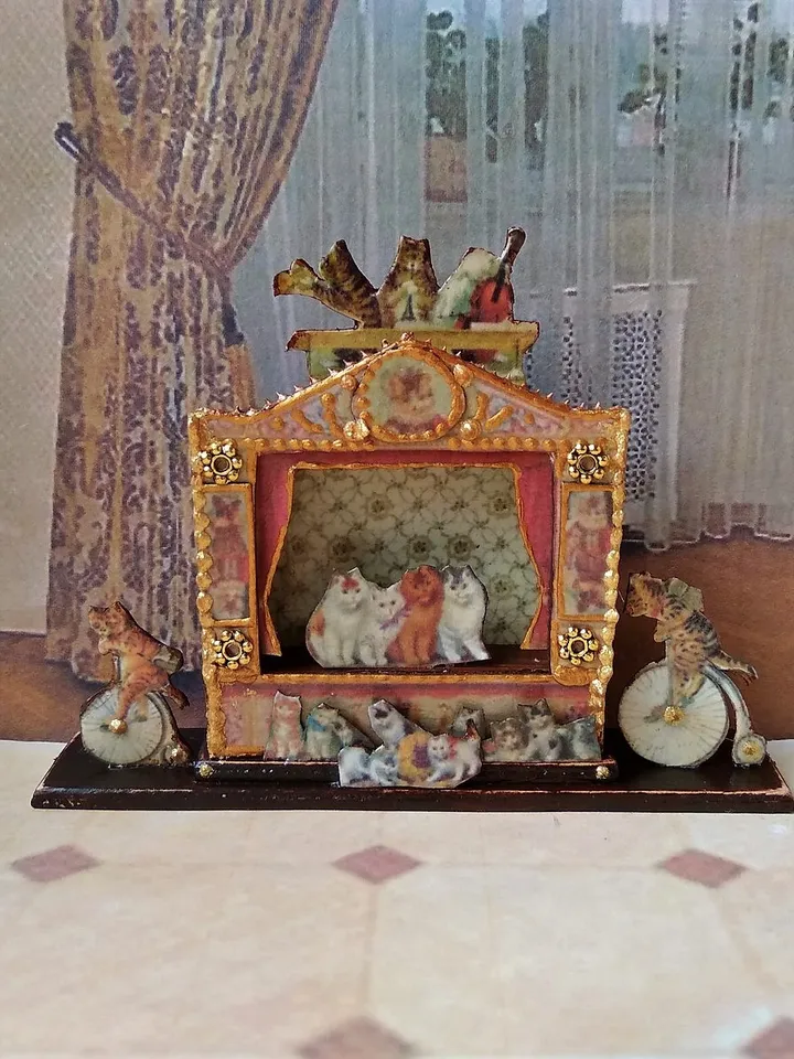 Miniature theater of cats.1:12 scale.