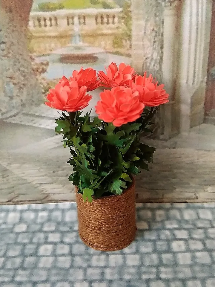 Flowers in a basket for a dollhouse. 1:12 scale.