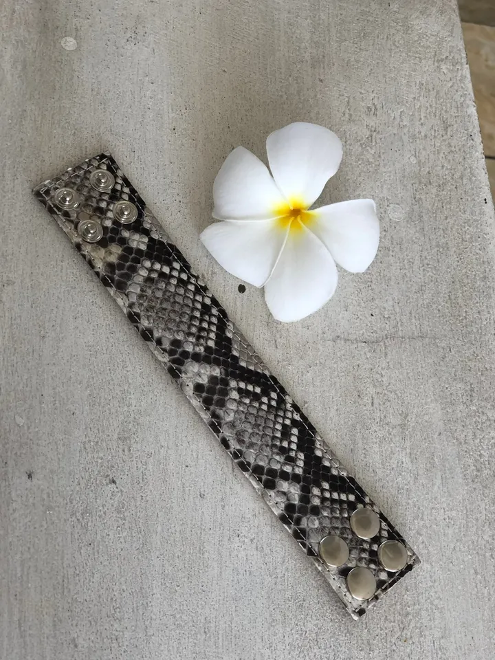 FAST SHIPPING Genuine Python Skin Bracelet Snake Print Leather Bracelet | Handmade Leather Bracelet Flat | Bracelet Woman | Leather Bracelet