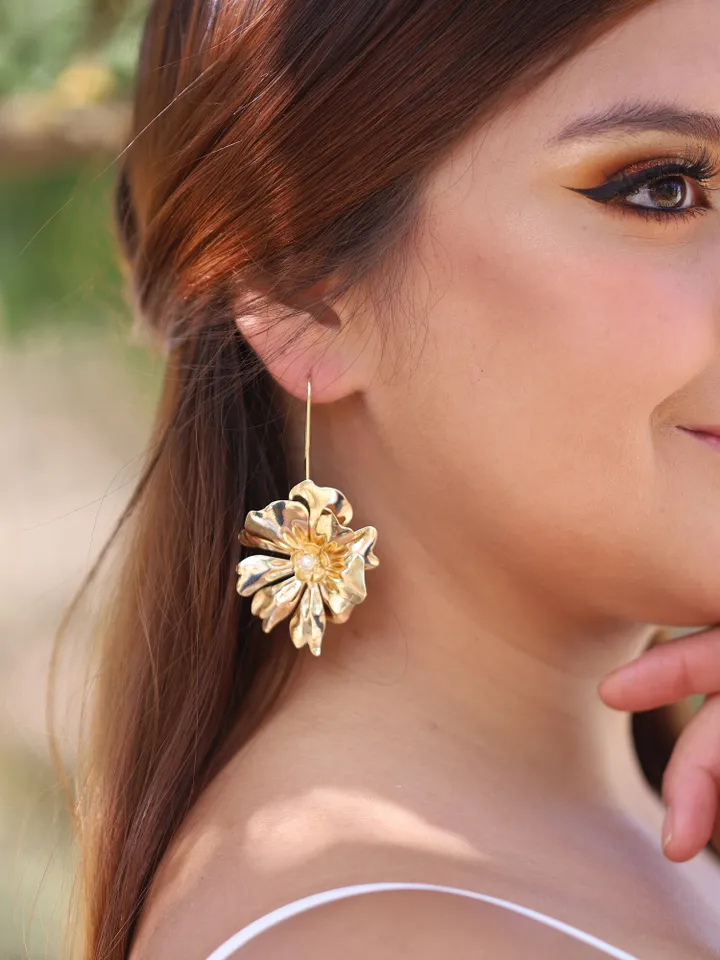 Art deco Wedding Earrings For Bride, Flower Vintage Bridal Earrings, Long Statement Earrings, Floral Bridal Earrings, Gold Wedding Jewelry
