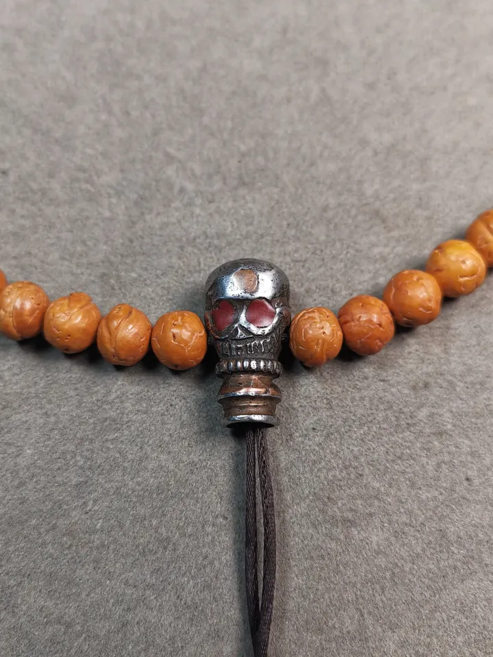 Gandhanra Tibetan Cold Iron Guru Bead,Skull Shape T-drilled 3-Hole Prayer Bead,Mala Bead,Connector Bead for Buddhist Bead Accessories