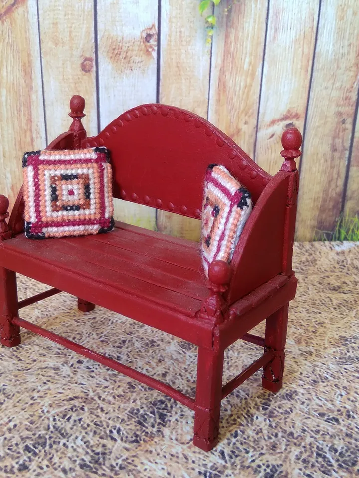 Bench for a doll's garden, park or veranda.1:12 scale.