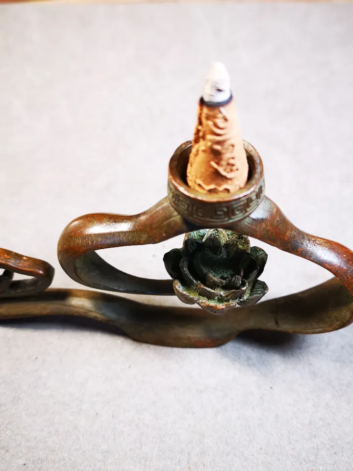 Gandhanra Handmade Cloud Shape Tibetan Cone Incense Burner,for Cone and Stick Incense