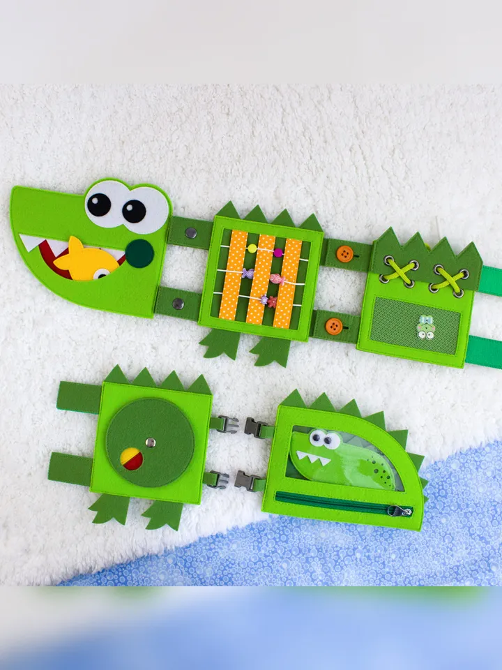 Crocodile - Felt Buckle Toy - Sewing Pattern